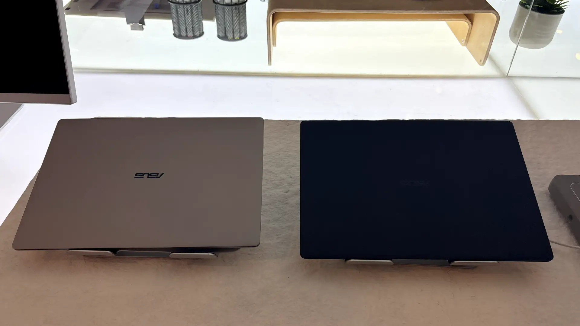 Laptop ASUS ExpertBook Ultra